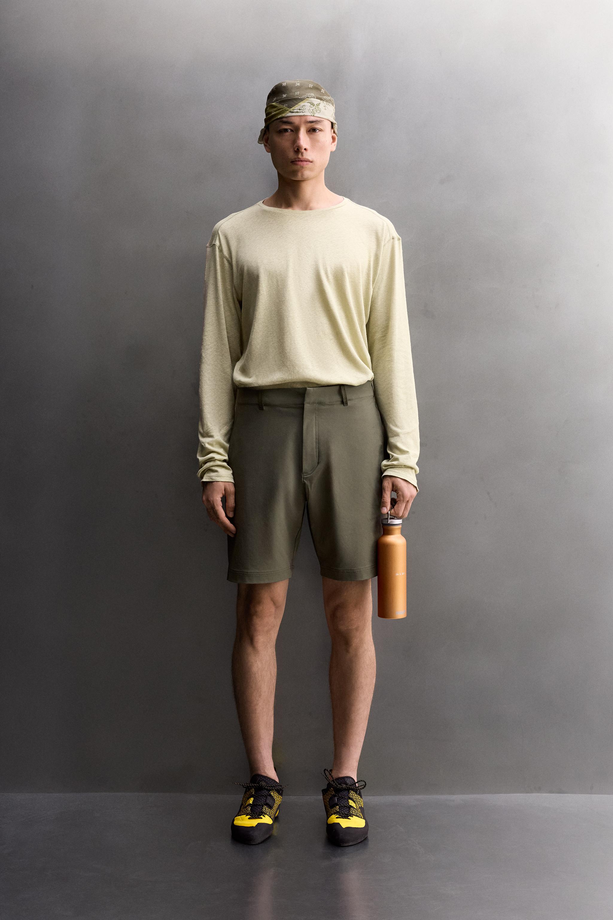LIGHTWEIGHT LINEN COTTON BLEND T-SHIRT
